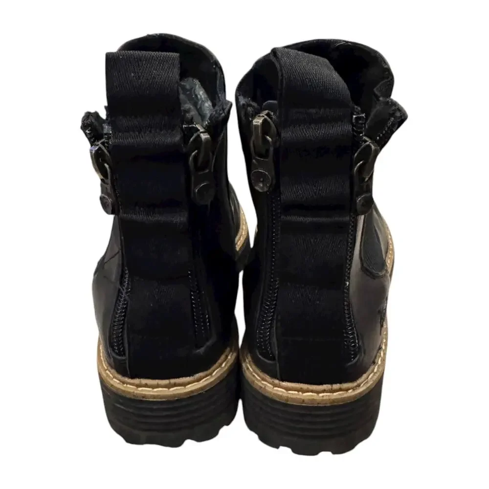 Blowfish Malibu Chillin Black Chelsea Ankle Boots Lug Sole Women’s Size 6